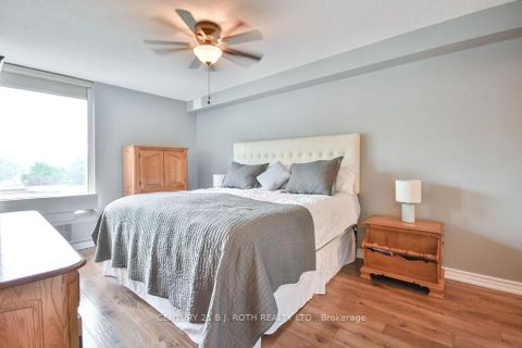 Photo 17 at 405 - 181 Collier Street, North Shore, Barrie