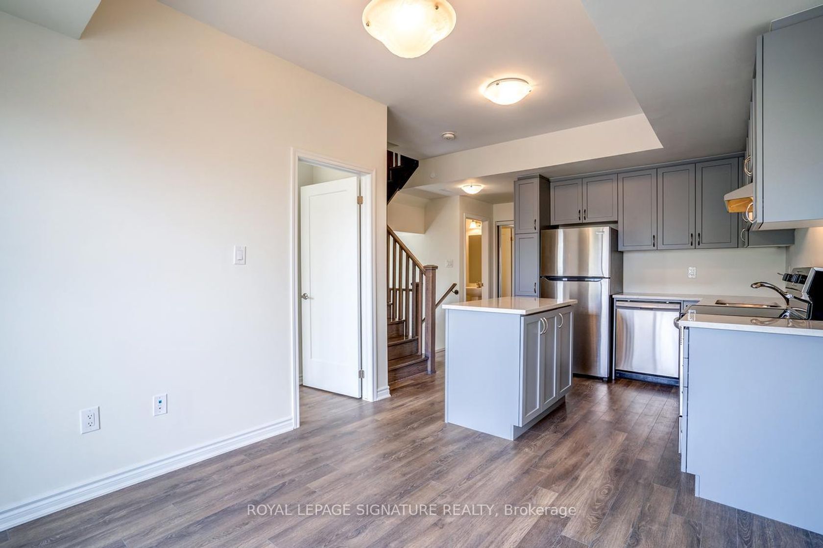 Photo 4 at 503 - 2791 Eglinton Avenue E, Eglinton East, Toronto Photo 4 at 503 - 2791 Eglinton Avenue E, Eglinton East, Toronto