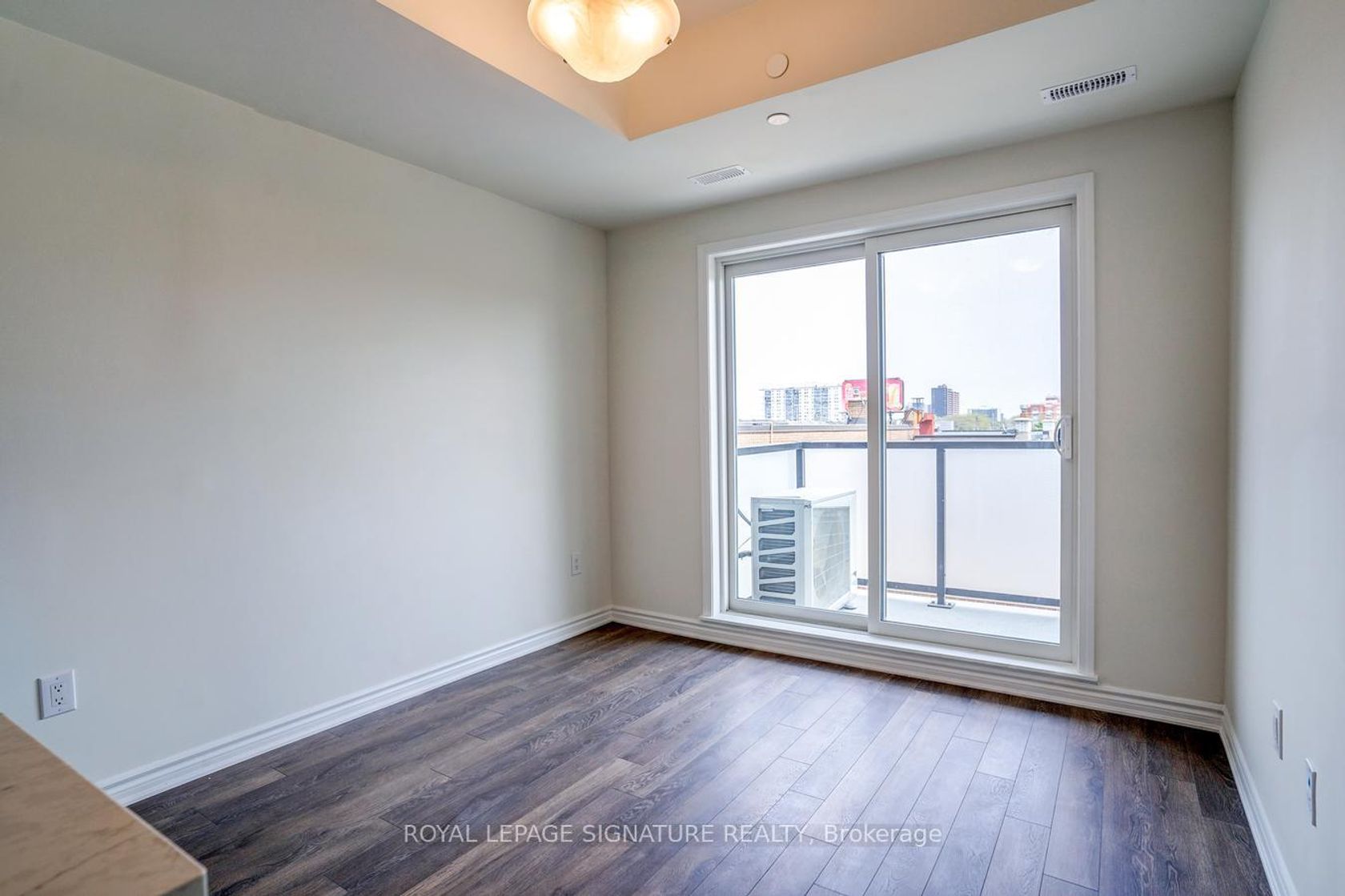 Photo 5 at 503 - 2791 Eglinton Avenue E, Eglinton East, Toronto Photo 5 at 503 - 2791 Eglinton Avenue E, Eglinton East, Toronto