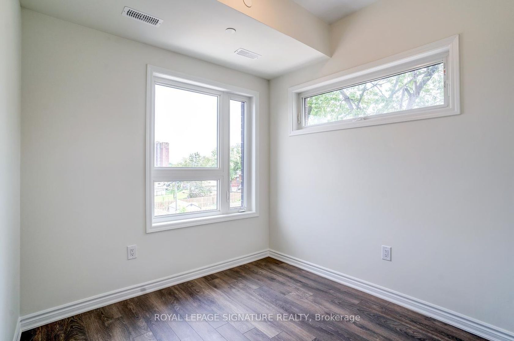 Photo 10 at 503 - 2791 Eglinton Avenue E, Eglinton East, Toronto Photo 10 at 503 - 2791 Eglinton Avenue E, Eglinton East, Toronto