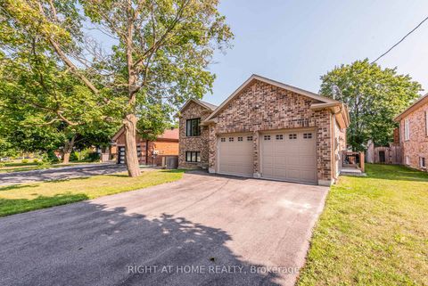 Photo 1 at 11 Ottaway Avenue, Wellington, Barrie