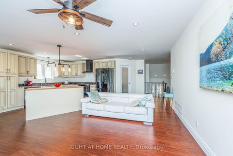 Photo 10 at 11 Ottaway Avenue, Wellington, Barrie