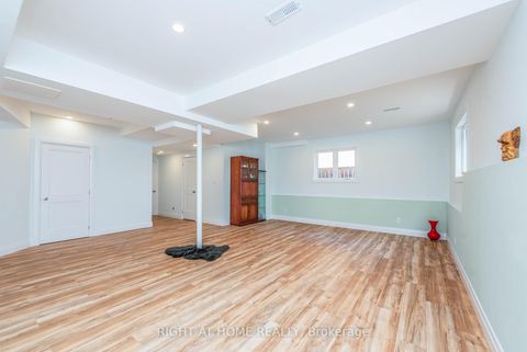 Photo 34 at 11 Ottaway Avenue, Wellington, Barrie