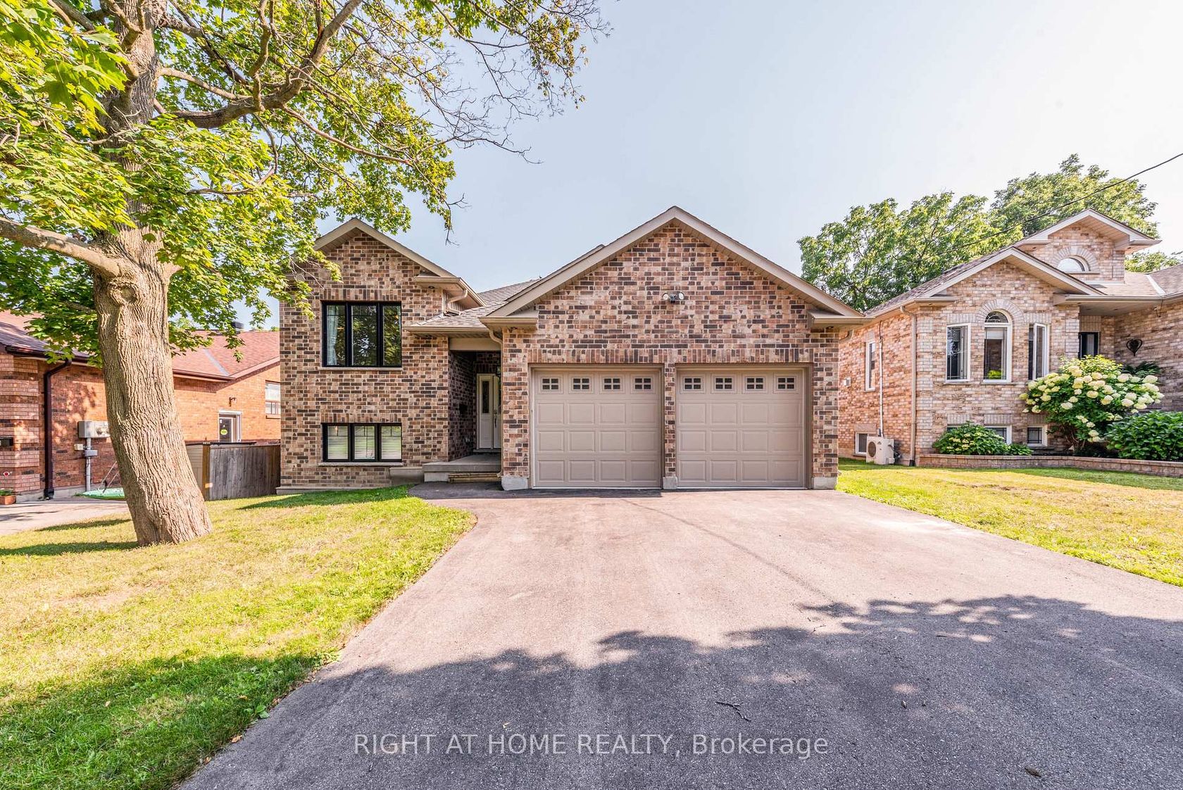 11 Ottaway Avenue, Wellington, Barrie photo number 2
