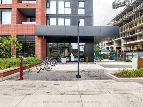 Photo 2 at 525 - 8 Tippett Road, Clanton Park, Toronto