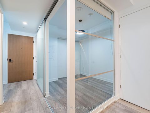 Photo 11 at 525 - 8 Tippett Road, Clanton Park, Toronto