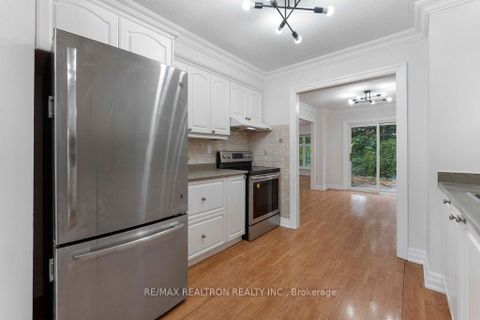 Photo 15 at 44 Hood Crescent, Steeles, Toronto Photo 15 at 44 Hood Crescent, Steeles, Toronto