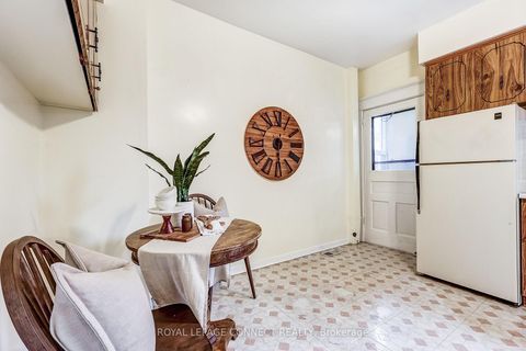 Photo 6 at 38 Woodycrest Avenue, Danforth, Toronto Photo 6 at 38 Woodycrest Avenue, Danforth, Toronto