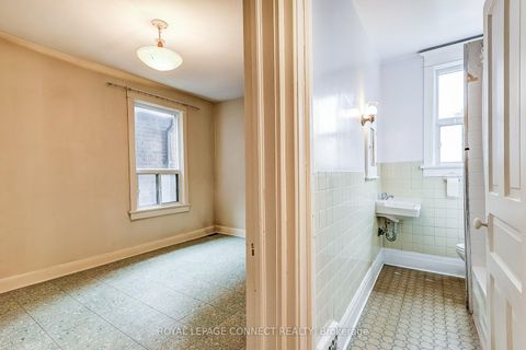 Photo 15 at 38 Woodycrest Avenue, Danforth, Toronto Photo 15 at 38 Woodycrest Avenue, Danforth, Toronto