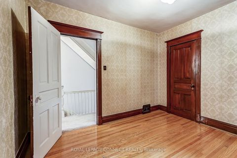 Photo 18 at 38 Woodycrest Avenue, Danforth, Toronto Photo 18 at 38 Woodycrest Avenue, Danforth, Toronto