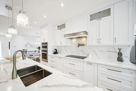 Photo 4 at 212 Queenslea Avenue, Pelmo Park W4, Toronto