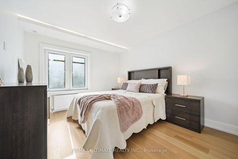 Photo 28 at 212 Queenslea Avenue, Pelmo Park W4, Toronto