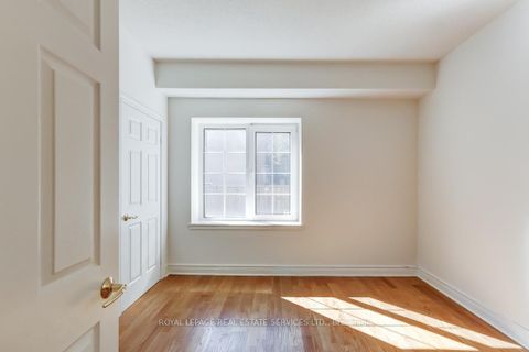 Photo 31 at 101 - 30 Anglesey Boulevard, Humber Valley, Toronto