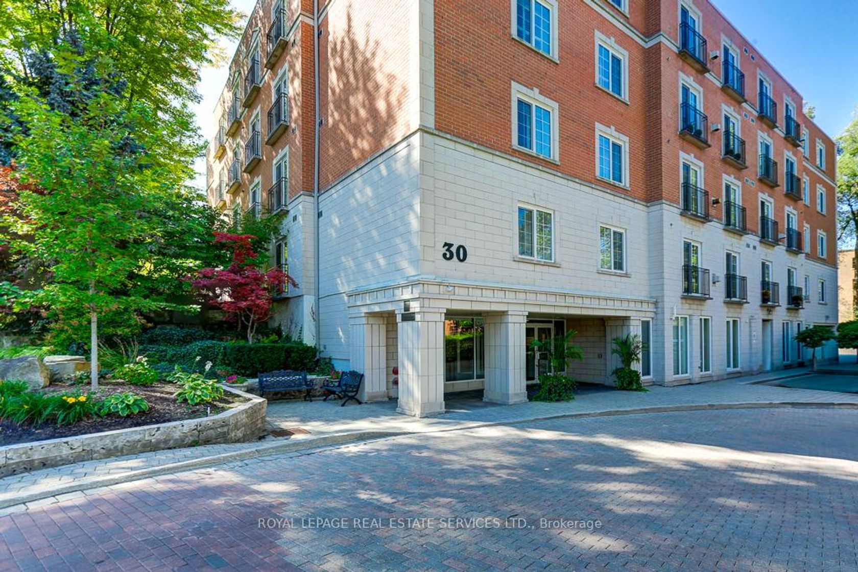 Photo 2 at 101 - 30 Anglesey Boulevard, Humber Valley, Toronto Photo 2 at 101 - 30 Anglesey Boulevard, Humber Valley, Toronto