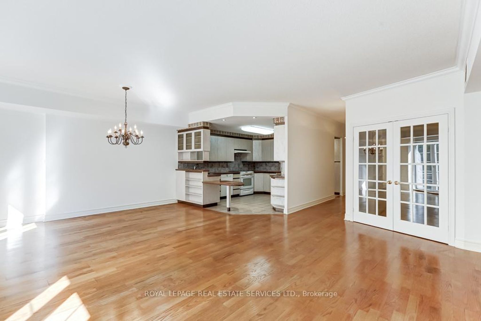 Photo 16 at 101 - 30 Anglesey Boulevard, Humber Valley, Toronto Photo 16 at 101 - 30 Anglesey Boulevard, Humber Valley, Toronto