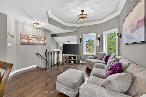 Photo 8 at 124 Hanmer Street E, East Bayfield, Barrie Photo 8 at 124 Hanmer Street E, East Bayfield, Barrie