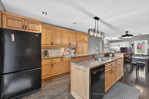 Photo 15 at 124 Hanmer Street E, East Bayfield, Barrie Photo 15 at 124 Hanmer Street E, East Bayfield, Barrie