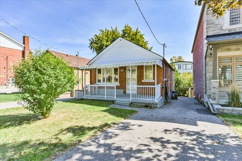Photo 0 at 127 Furnival Road, Parkview, Toronto