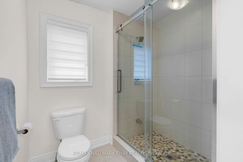 Photo 23 at 18 Cypress Point Street, Ardagh, Barrie