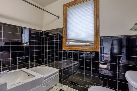 Photo 11 at 40 Treverton Drive, Ionview, Toronto