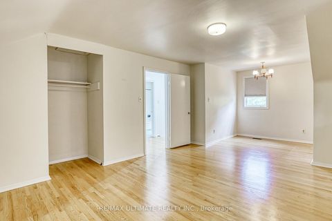 Photo 18 at 40 Treverton Drive, Ionview, Toronto