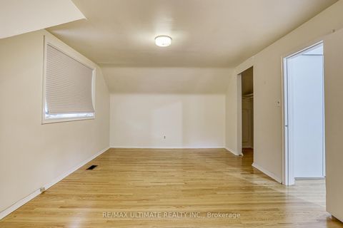 Photo 20 at 40 Treverton Drive, Ionview, Toronto