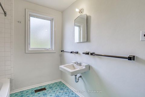 Photo 26 at 40 Treverton Drive, Ionview, Toronto