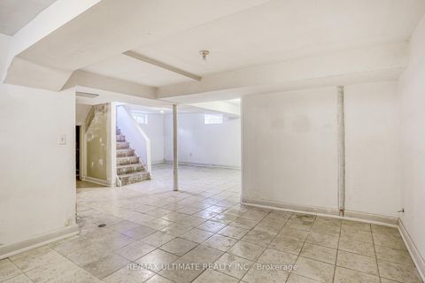 Photo 31 at 40 Treverton Drive, Ionview, Toronto