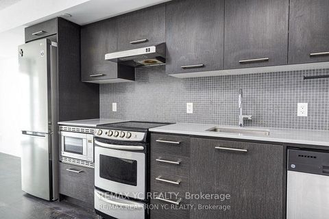 Photo 4 at 719 - 87 Peter Street, Waterfront Communities C1, Toronto