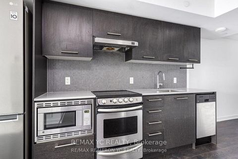 Photo 5 at 719 - 87 Peter Street, Waterfront Communities C1, Toronto