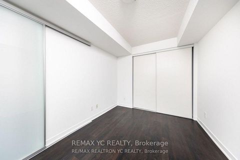 Photo 11 at 719 - 87 Peter Street, Waterfront Communities C1, Toronto