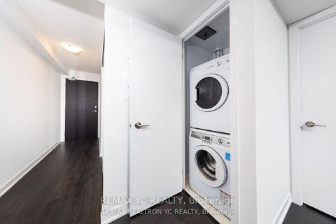 Photo 13 at 719 - 87 Peter Street, Waterfront Communities C1, Toronto