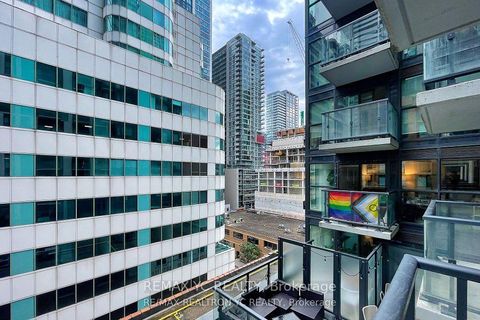 Photo 17 at 719 - 87 Peter Street, Waterfront Communities C1, Toronto