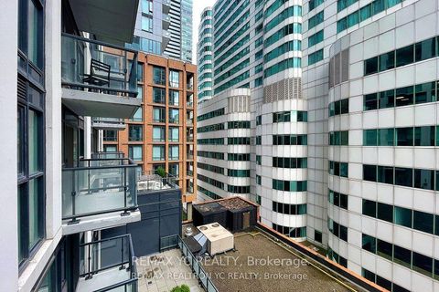 Photo 18 at 719 - 87 Peter Street, Waterfront Communities C1, Toronto