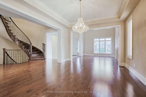 Photo 35 at 7 Kinghorn Road, King City, King