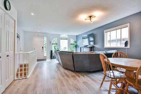 Photo 5 at 37 Nicholson Drive, Ardagh, Barrie