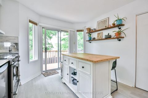 Photo 11 at 37 Nicholson Drive, Ardagh, Barrie