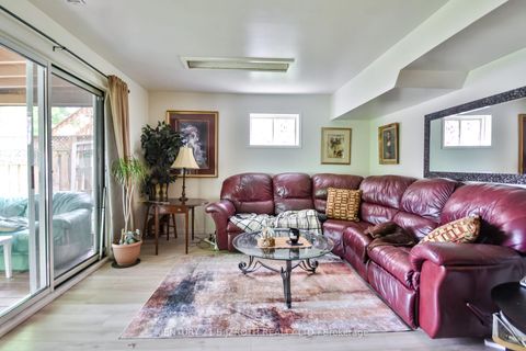 Photo 22 at 37 Nicholson Drive, Ardagh, Barrie