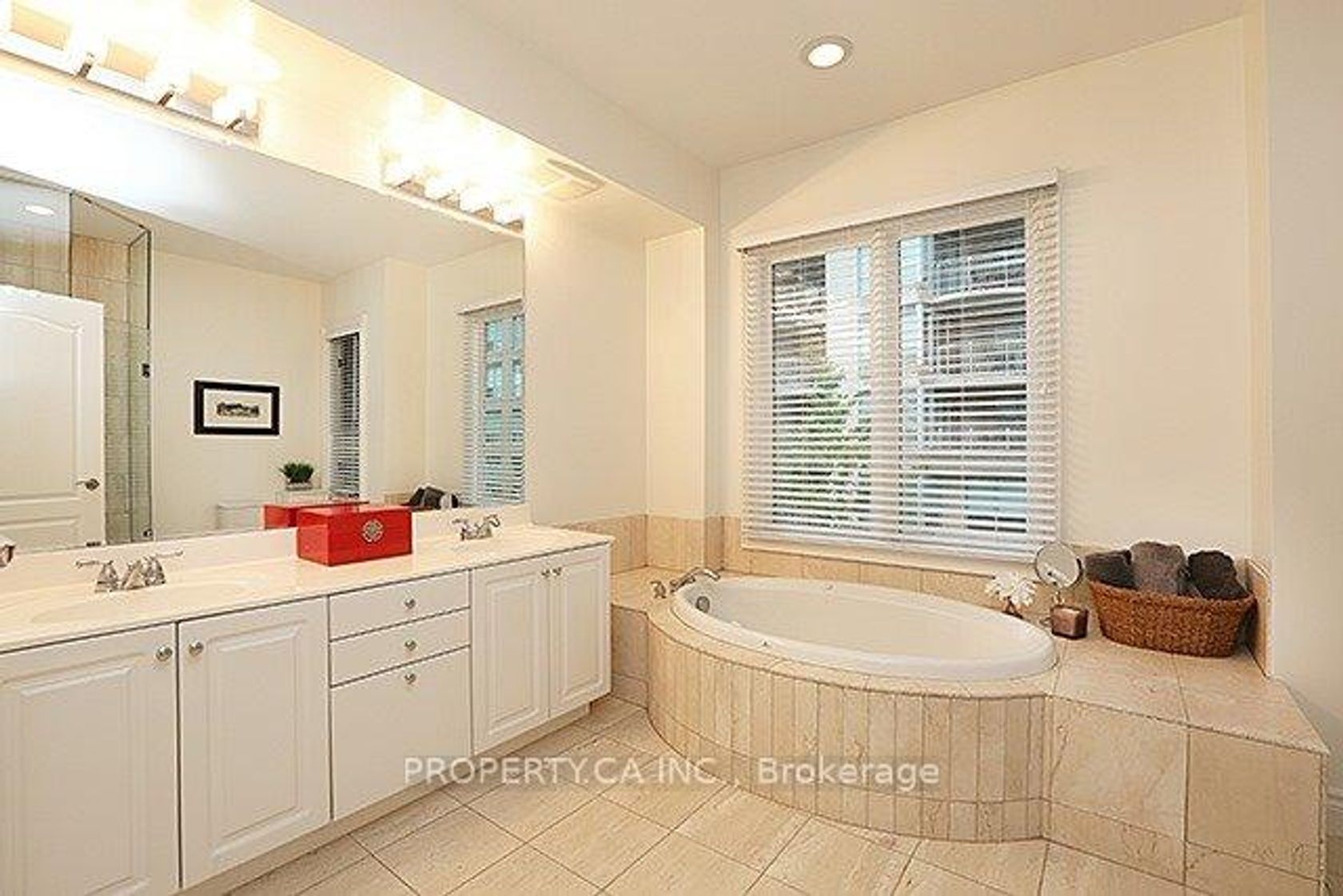 Photo 13 at Th7 - 2111 Lake Shore Boulevard W, Mimico, Toronto Photo 13 at Th7 - 2111 Lake Shore Boulevard W, Mimico, Toronto