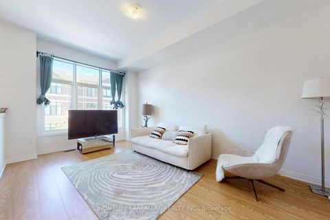 Photo 2 at 17 Kahshe Lane, Rural Richmond Hill, Richmond Hill