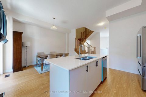 Photo 9 at 17 Kahshe Lane, Rural Richmond Hill, Richmond Hill