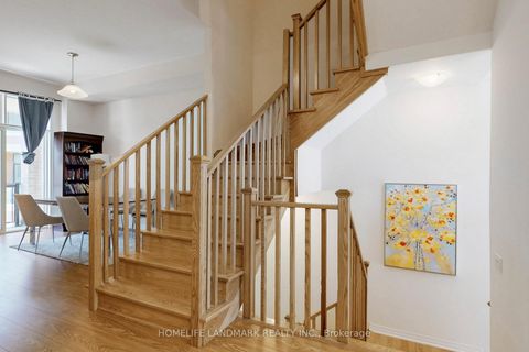 Photo 14 at 17 Kahshe Lane, Rural Richmond Hill, Richmond Hill