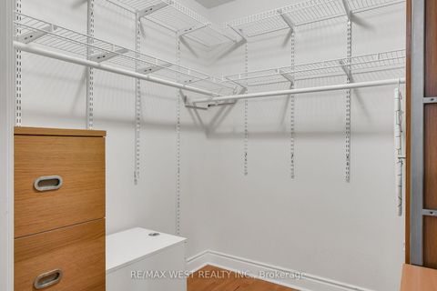 Photo 11 at 701 - 1105 Leslie Street, Don Mills, Toronto