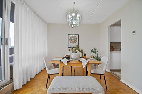 Photo 5 at 802 - 2 Glamorgan Avenue, Dorset Park, Toronto