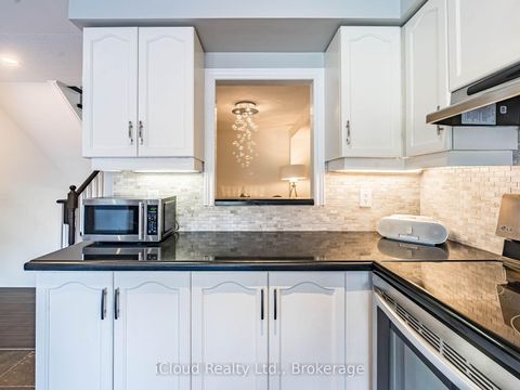 Photo 18 at 16 - 1100 Queens Avenue, CP College Park, Oakville