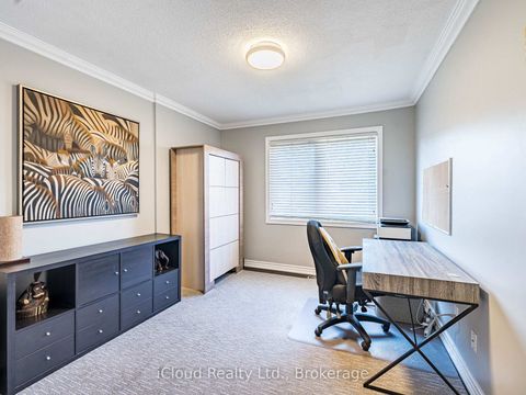 Photo 27 at 16 - 1100 Queens Avenue, CP College Park, Oakville