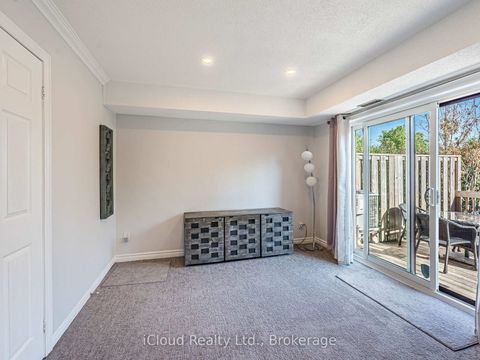 Photo 36 at 16 - 1100 Queens Avenue, CP College Park, Oakville