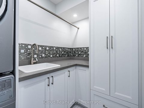 Photo 40 at 16 - 1100 Queens Avenue, CP College Park, Oakville