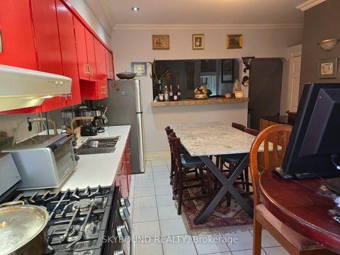 Photo 2 at 837 Gladstone Avenue, Junction, Toronto