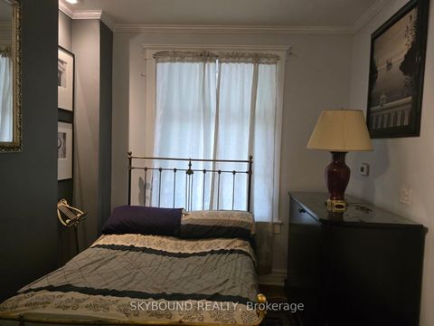Photo 5 at 837 Gladstone Avenue, Junction, Toronto Photo 5 at 837 Gladstone Avenue, Junction, Toronto